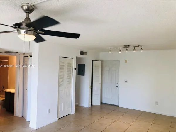 $1,750 | 8260 Southwest 210th Street, Unit 210, Cutler Bay, FL 33189