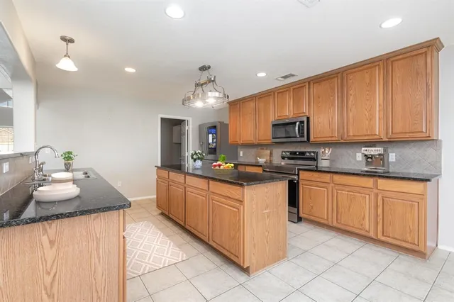 $475,000 | 1908 Fountain Spray Drive, Wylie, TX 75098