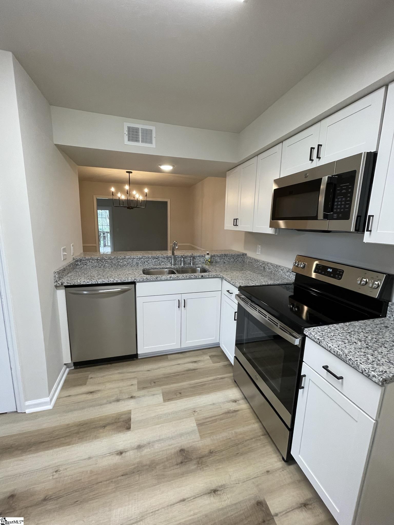 3106 Bethel Road, Unit 102 Simpsonville, SC 29681 - Photo 3 of 17 Gallery Image 3