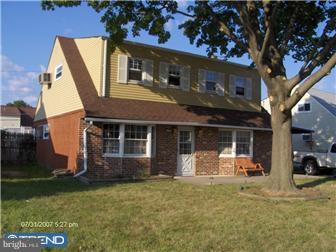 2810 Nestling Road Philadelphia, PA 19154 - Photo 1 of 9 Exterior Front