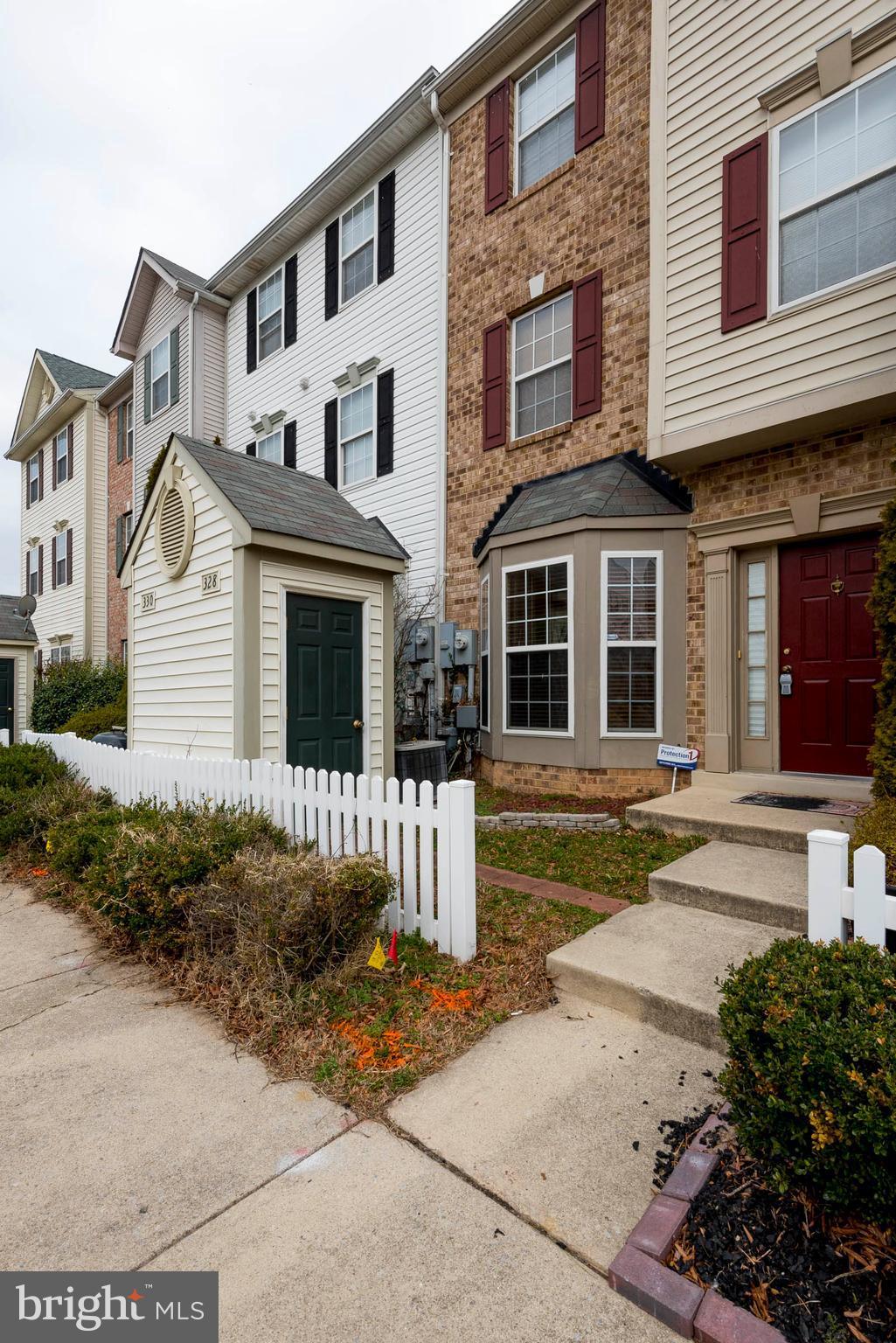 328 Roff Point Drive Odenton, MD 21113 - Photo 28 of 30 Exterior (Front)