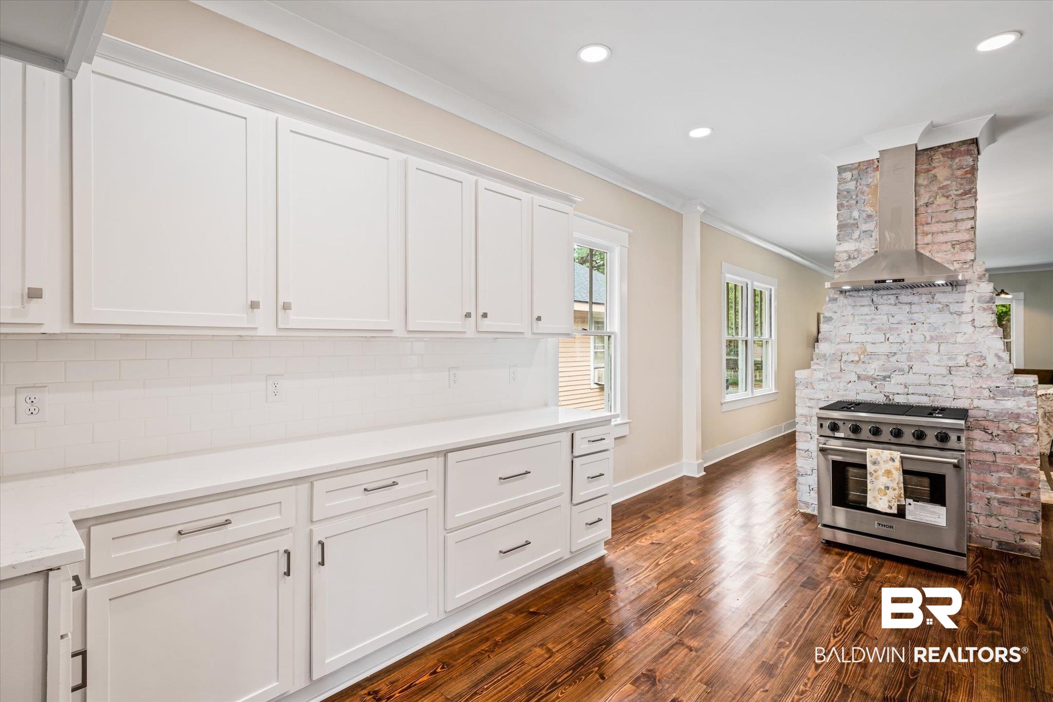 156 South Monterey Street Mobile, AL 36604 - Photo 13 of 33