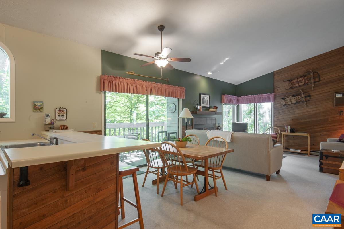 2245 Tanners Ridge Roseland, VA 22967 - Photo 3 of 22 Gallery Image 3