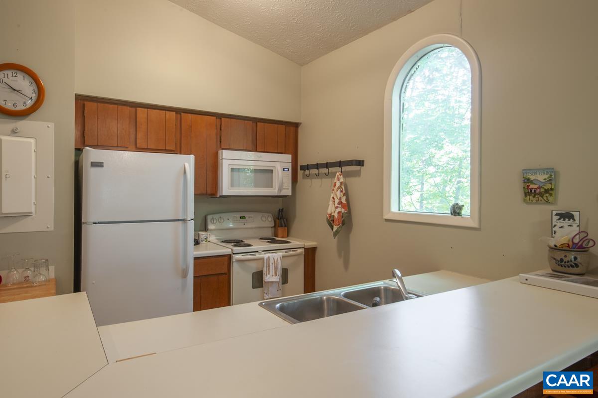 2245 Tanners Ridge Roseland, VA 22967 - Photo 5 of 22 Gallery Image 5