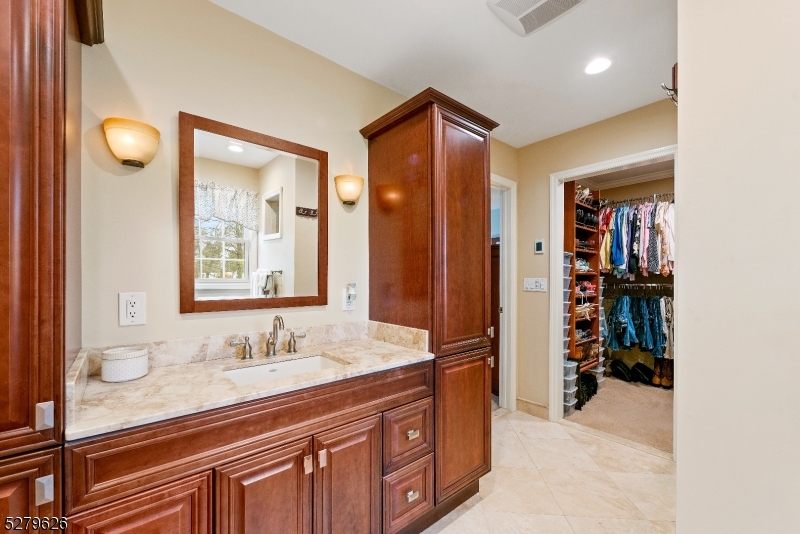 164 Parker Road Long Valley, NJ 07853 - Photo 17 of 32