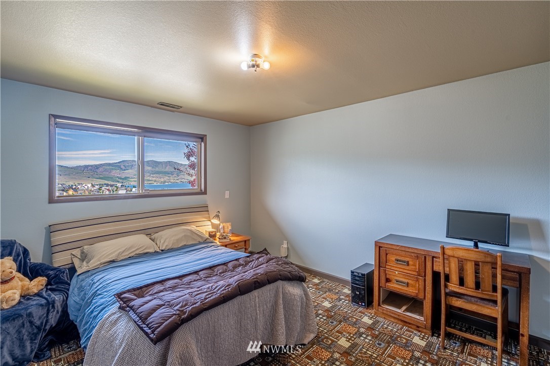 625 Golf Course Place Chelan, WA 98816 - Photo 30 of 38 Gallery Image 30