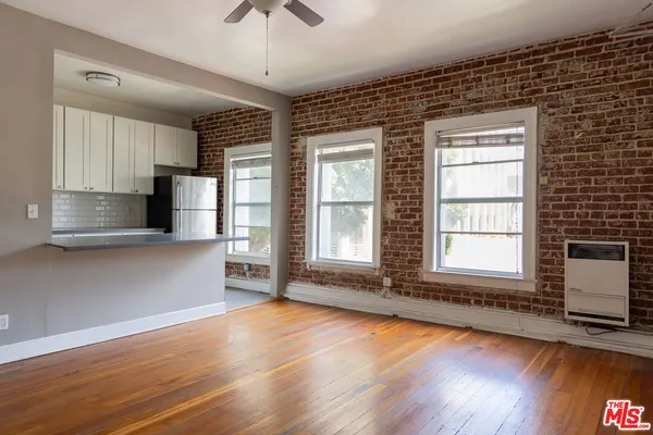 $1,500 | 661 Shatto Place, Unit 201, Los Angeles, CA 90005