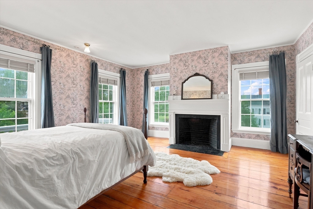 266 Main Street North Andover, MA 01845 - Photo 29 of 42