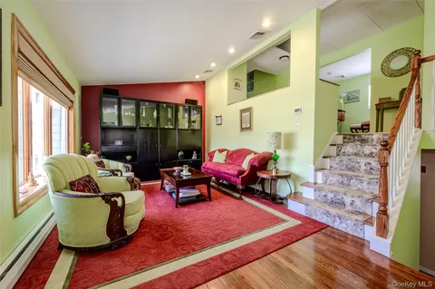 $969,000 | 262 Rose Street, Massapequa Park, NY 11762