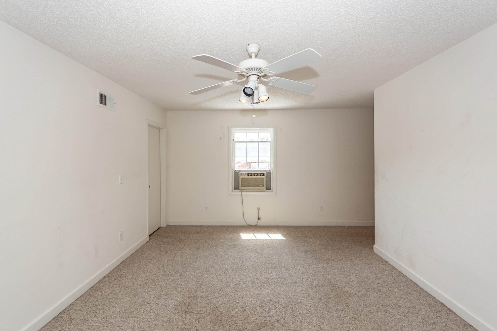 765 Leafwood Road Charleston, SC 29412 - Photo 20 of 37 25