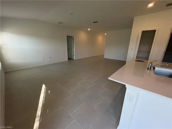 $1,900 | 3809 20th Street Southwest, Lehigh Acres, FL 33976