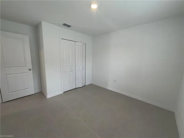 $1,900 | 3809 20th Street Southwest, Lehigh Acres, FL 33976