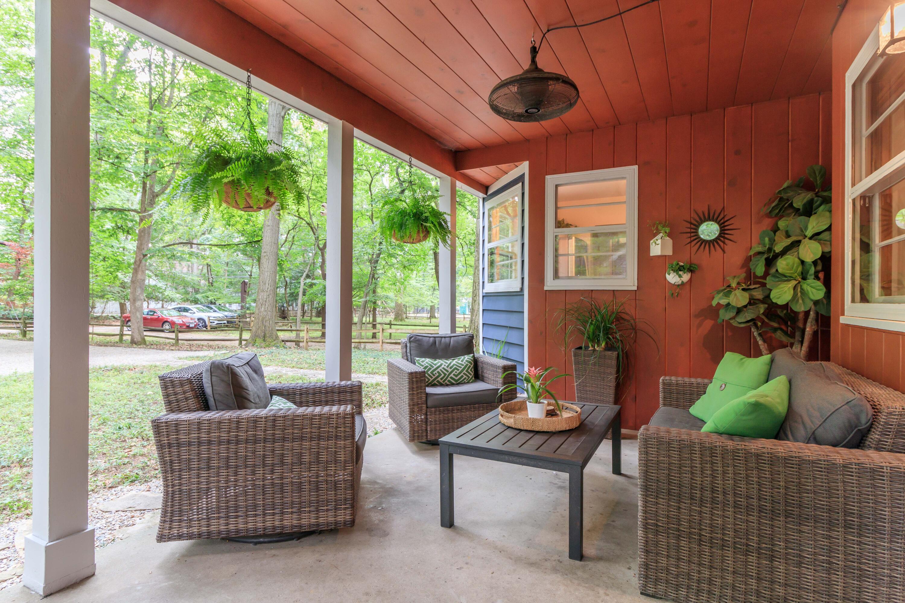 319 Walhalla Road Columbus, OH 43202 - Photo 11 of 65 Porch 1
