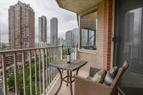 $1,050,000 | 1 2nd Street, Unit 1402, Jersey City, NJ 07302