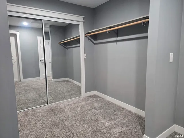 $225,500 | 102 Conch Drive, La Harpe, IL 61450