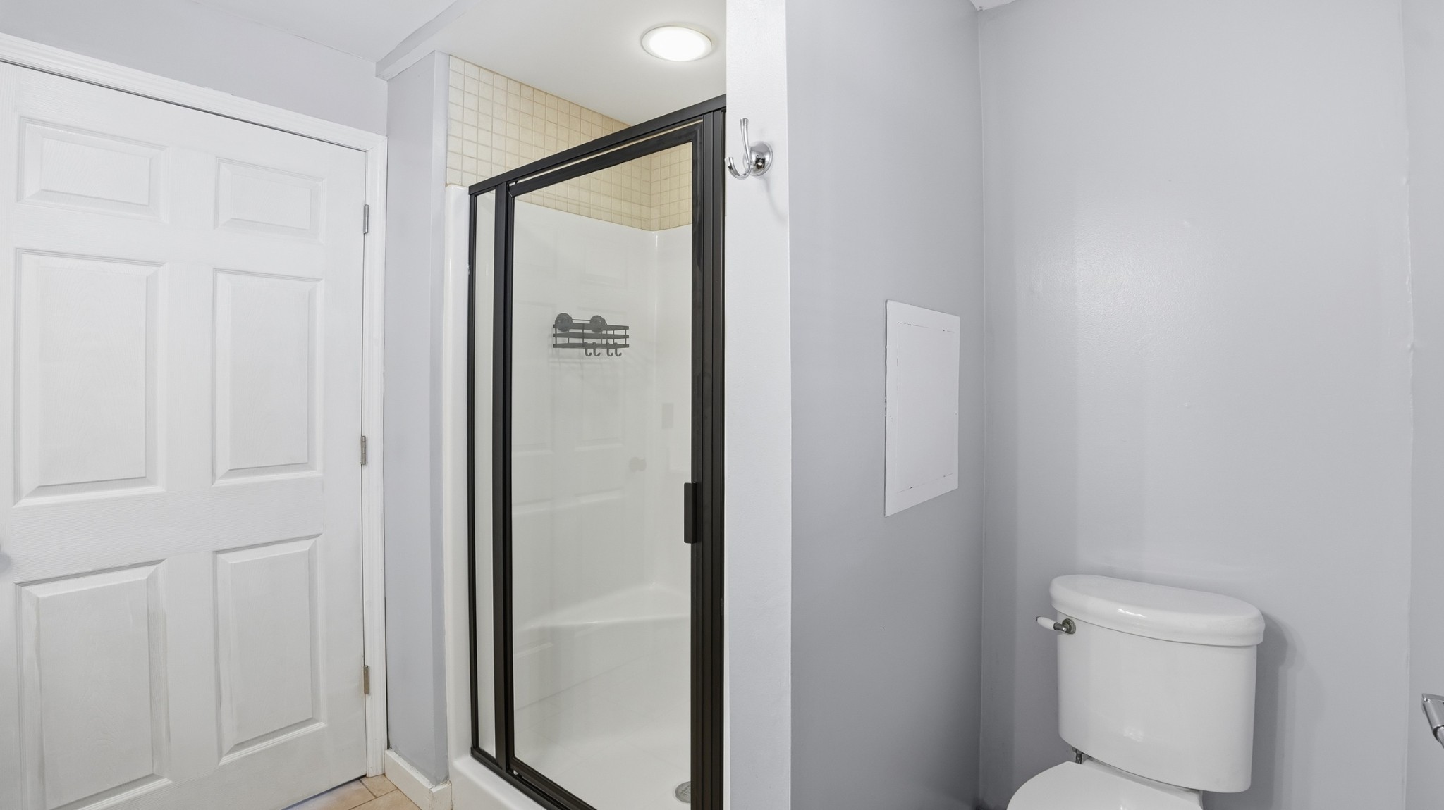 4669 Griffin Road Lynchburg, TN 37352 - Photo 24 of 43 a bathroom with a toilet