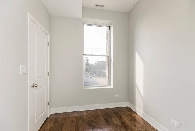 $899,000 | 2228 West Cermak Road, Chicago, IL 60608