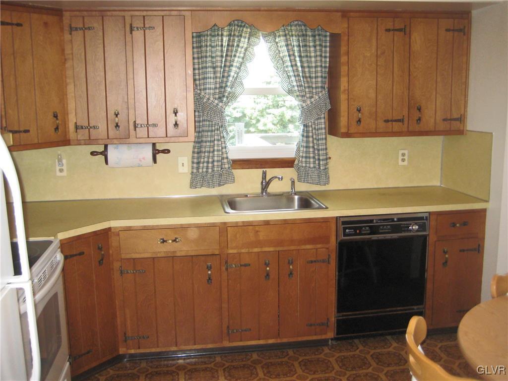 4054 High Road Kempton, PA 19529 - Photo 8 of 26 Another view of the kitchen with the window lookin