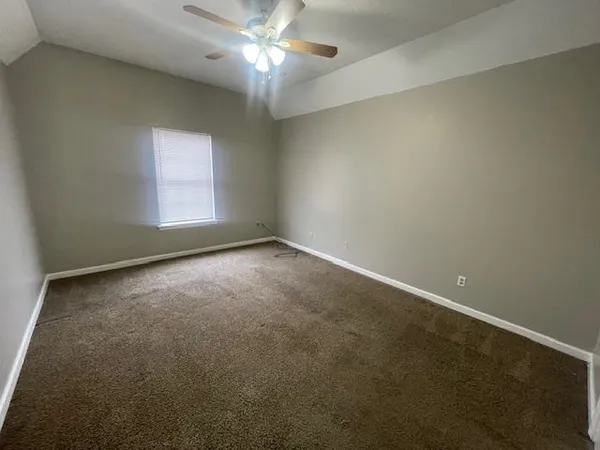 $1,225 | 5866 Jardin Place, Memphis, TN 38141
