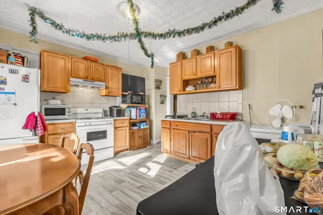 $874,900 | 34 Hayes Street, Bridgeport, CT 06608