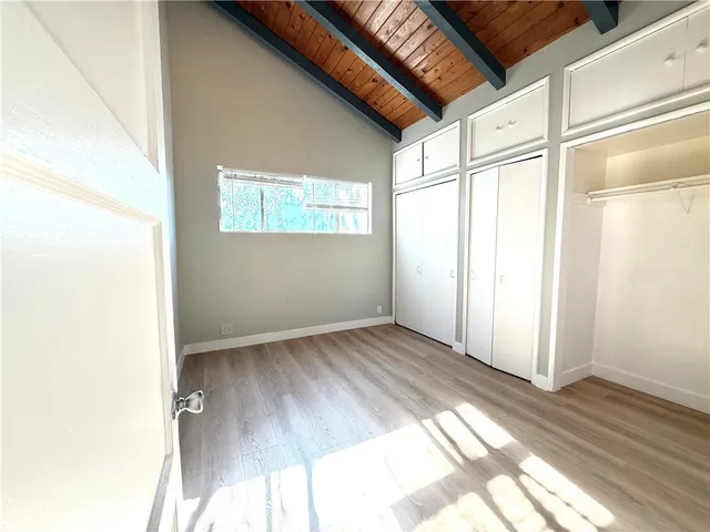 $5,800 | 414 University, Burbank, CA 91504