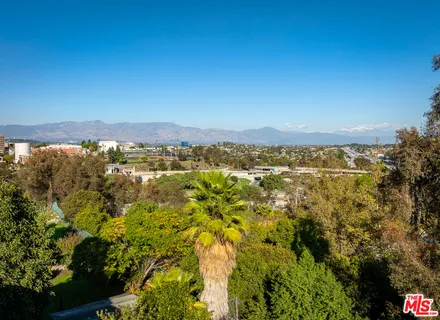 $795,000 | 1556 Rollins Drive, Los Angeles, CA 90063