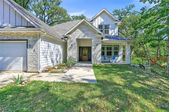 a view of livingroom with furniture and floor to ceiling window