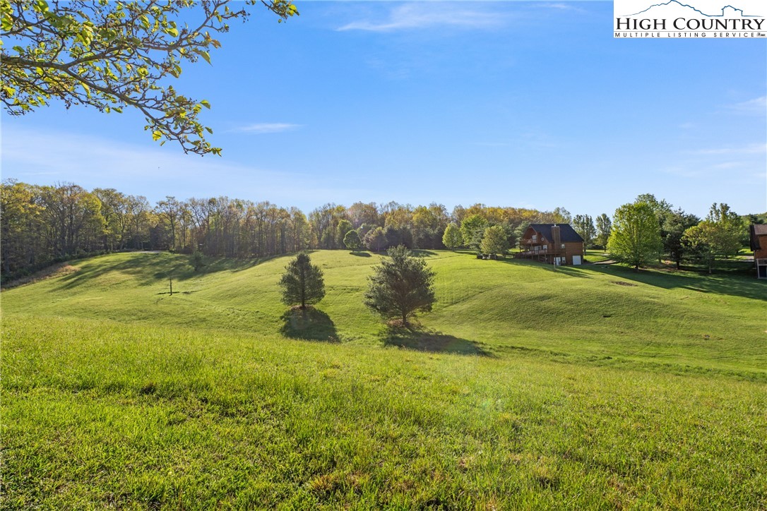 29 Pond View Lane Sparta, NC 28675 - Photo 13 of 27