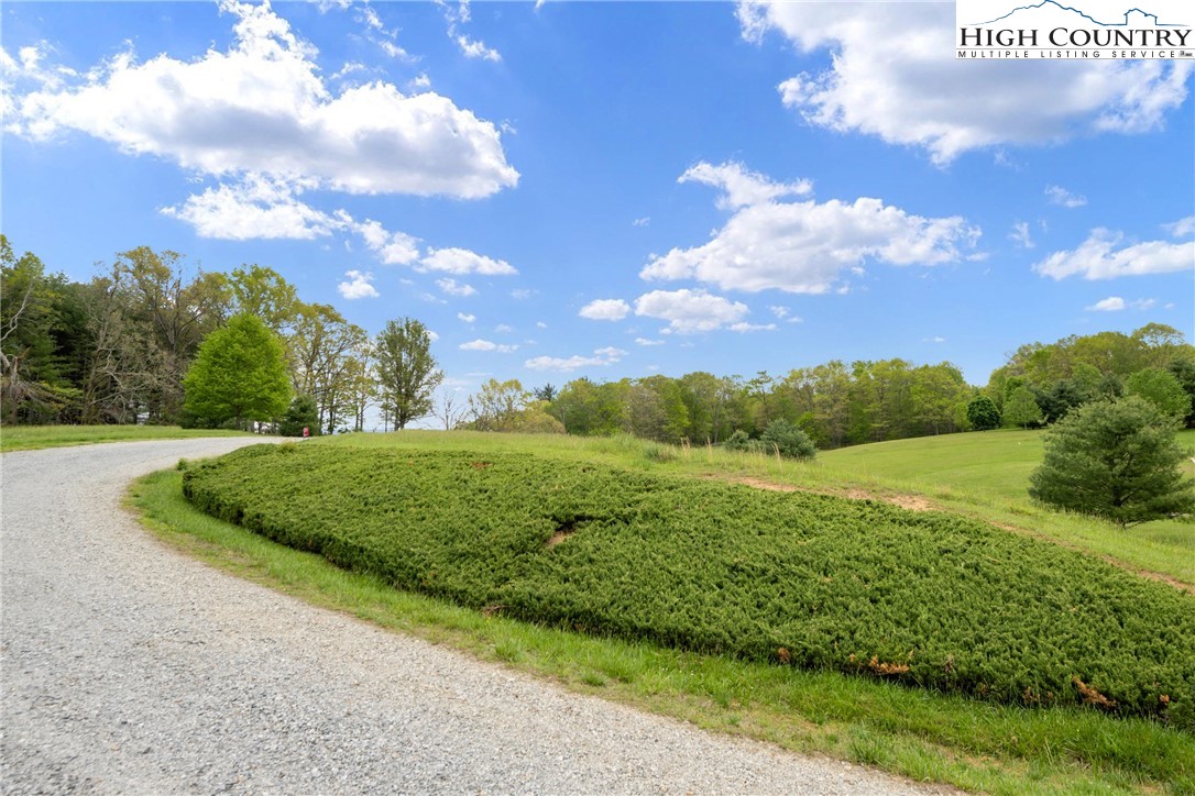 29 Pond View Lane Sparta, NC 28675 - Photo 10 of 27 a view of a green field