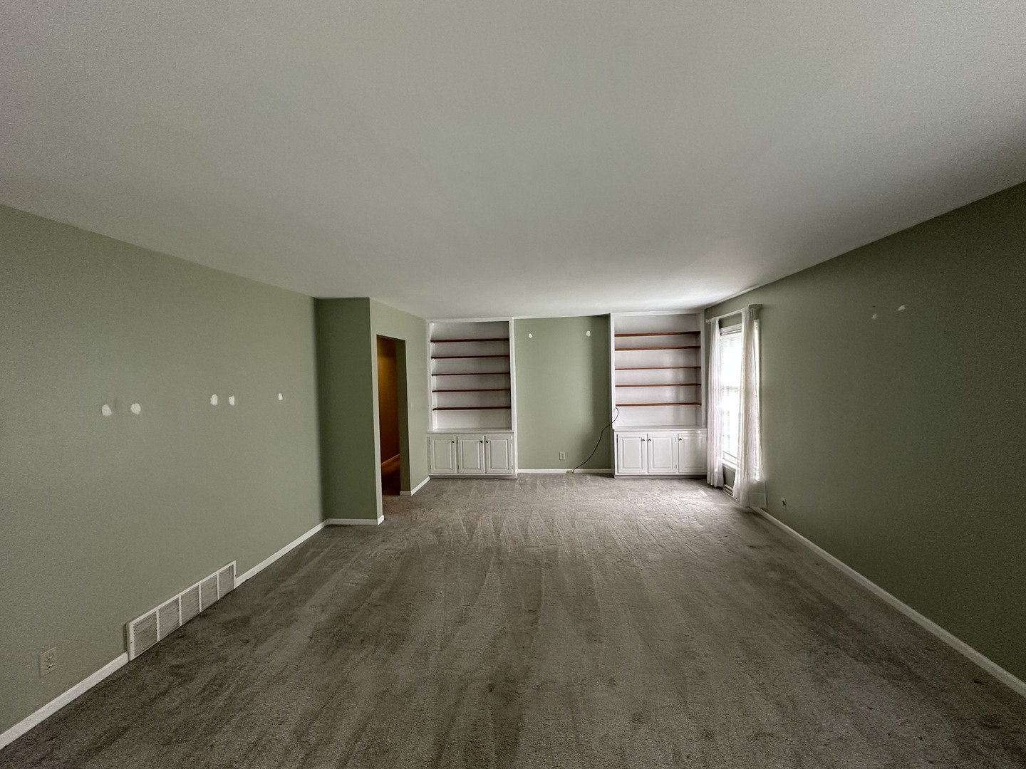 7409 Chesterfield Road Crystal Lake, IL 60012 - Photo 11 of 22