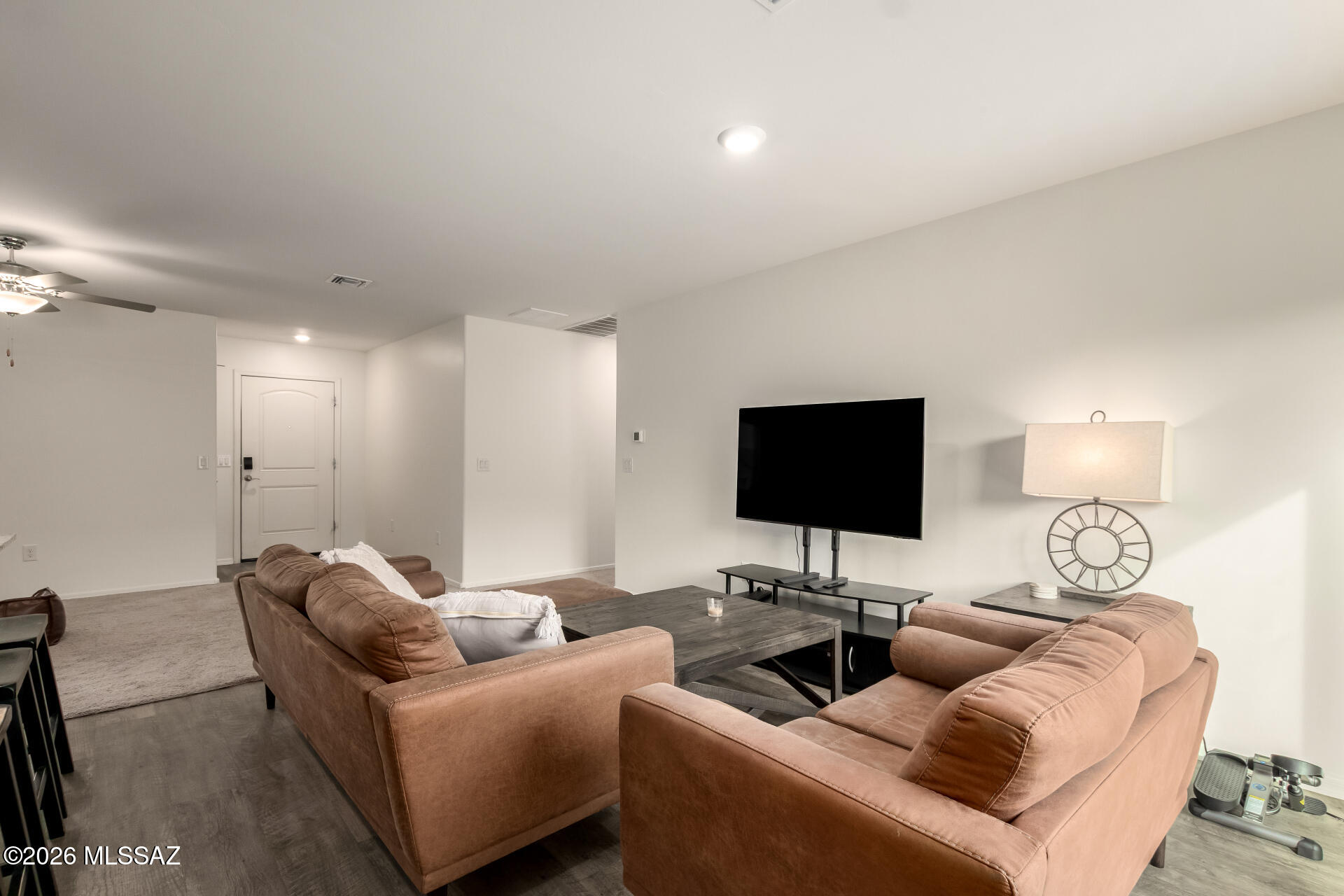 7043 South Draper Road Tucson, AZ 85757 - Photo 8 of 34 Gallery Image 8
