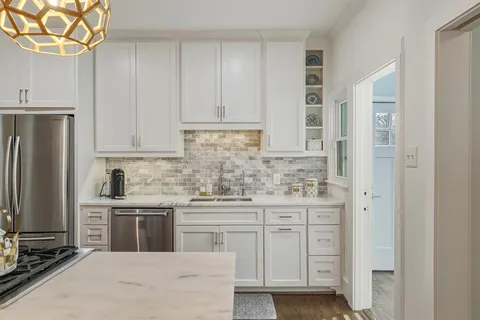 $925,000 | 5250 Goodwin Avenue, Dallas, TX 75206