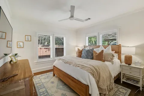 $925,000 | 5250 Goodwin Avenue, Dallas, TX 75206