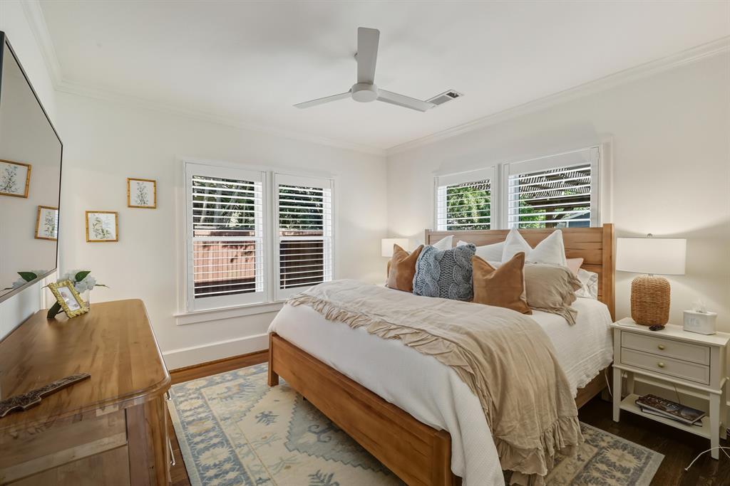 5250 Goodwin Avenue Dallas, TX 75206 - Photo 15 of 33