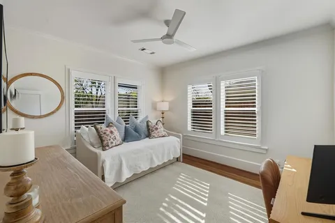 $925,000 | 5250 Goodwin Avenue, Dallas, TX 75206