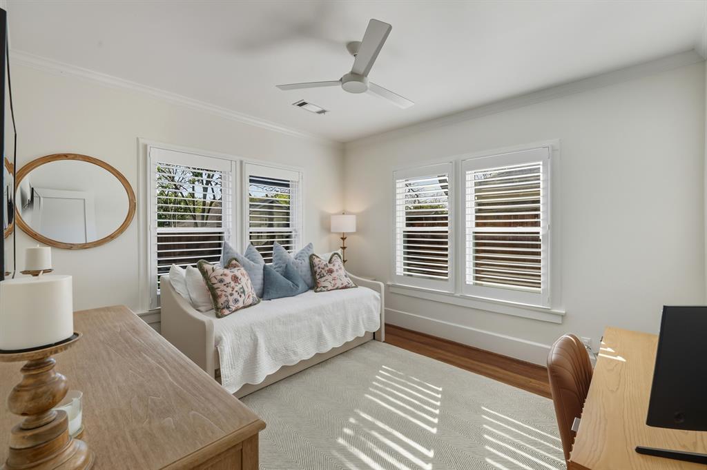 5250 Goodwin Avenue Dallas, TX 75206 - Photo 18 of 33