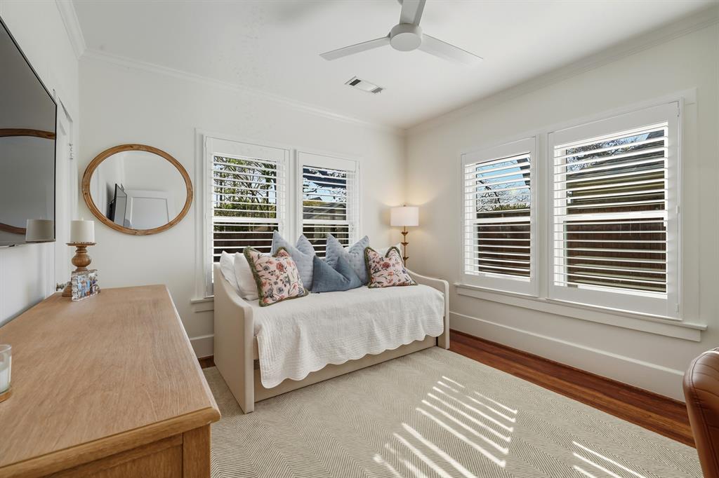 5250 Goodwin Avenue Dallas, TX 75206 - Photo 19 of 33