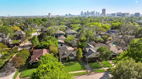 $925,000 | 5250 Goodwin Avenue, Dallas, TX 75206