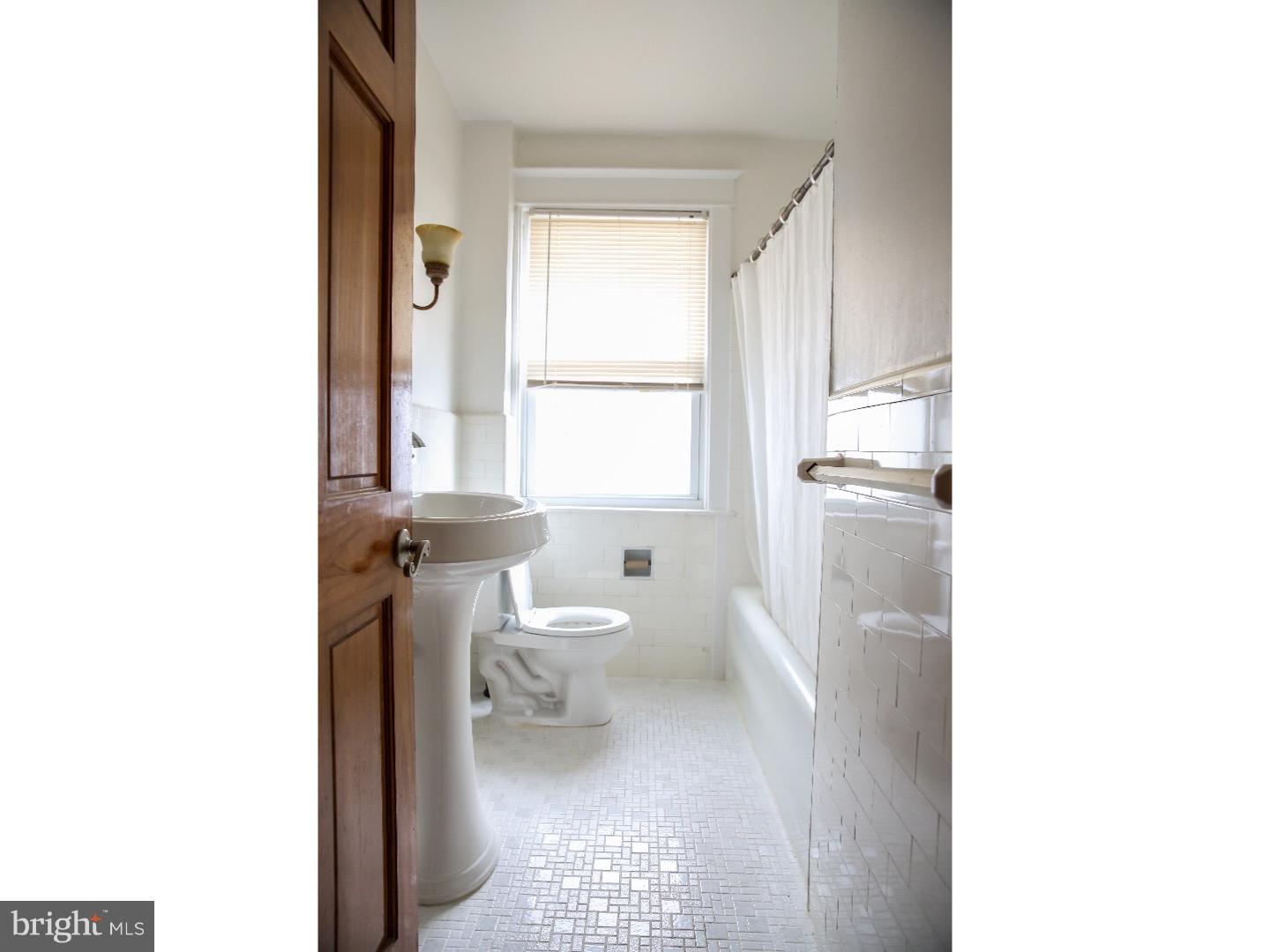 39 Waverly Road Havertown, PA 19083 - Photo 14 of 25 Bathroom