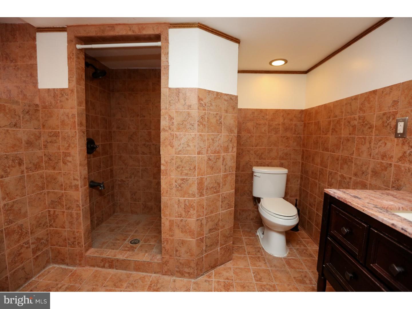 39 Waverly Road Havertown, PA 19083 - Photo 16 of 25 Bathroom