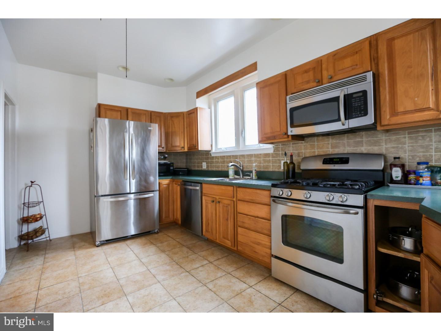 39 Waverly Road Havertown, PA 19083 - Photo 7 of 25 Kitchen