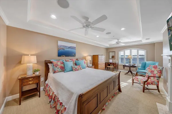 $814,000 | 100 Bridgewater Pointe Place, Unit 601, Moneta, VA 24121