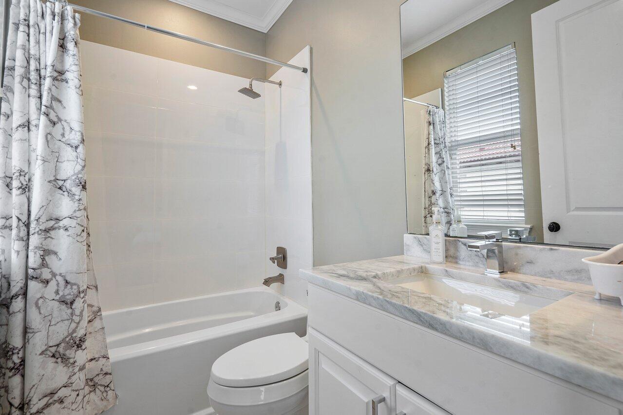 15 Via Floresta Drive, Unit 15 Boca Raton, FL 33487 - Photo 27 of 27 018-15ViaFlorestaDrive-BocaRaton-FL-3348
