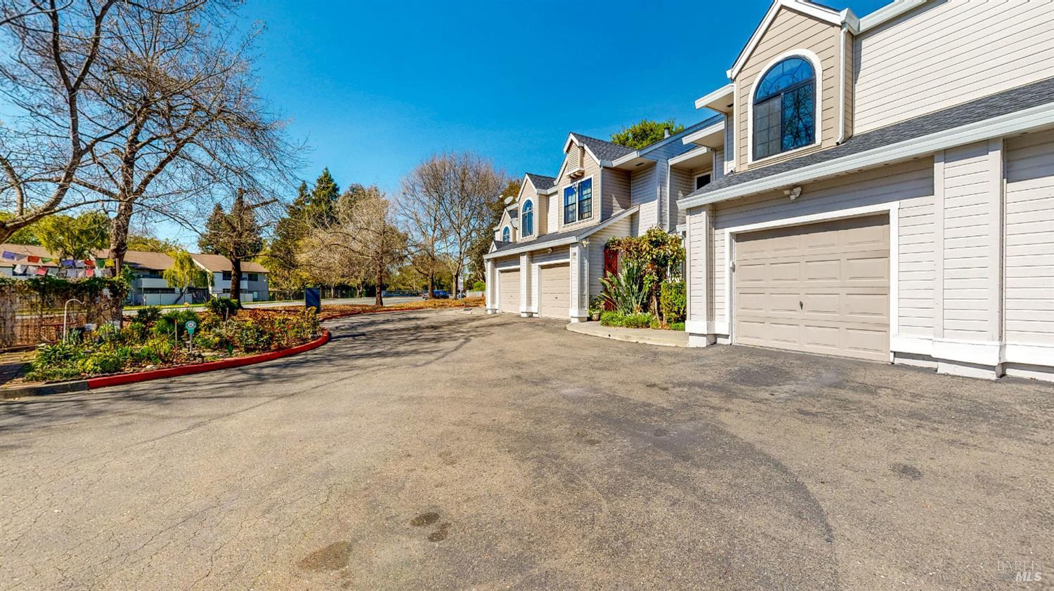 158 North Dutton Avenue Santa Rosa, CA 95401 - Photo 4 of 35