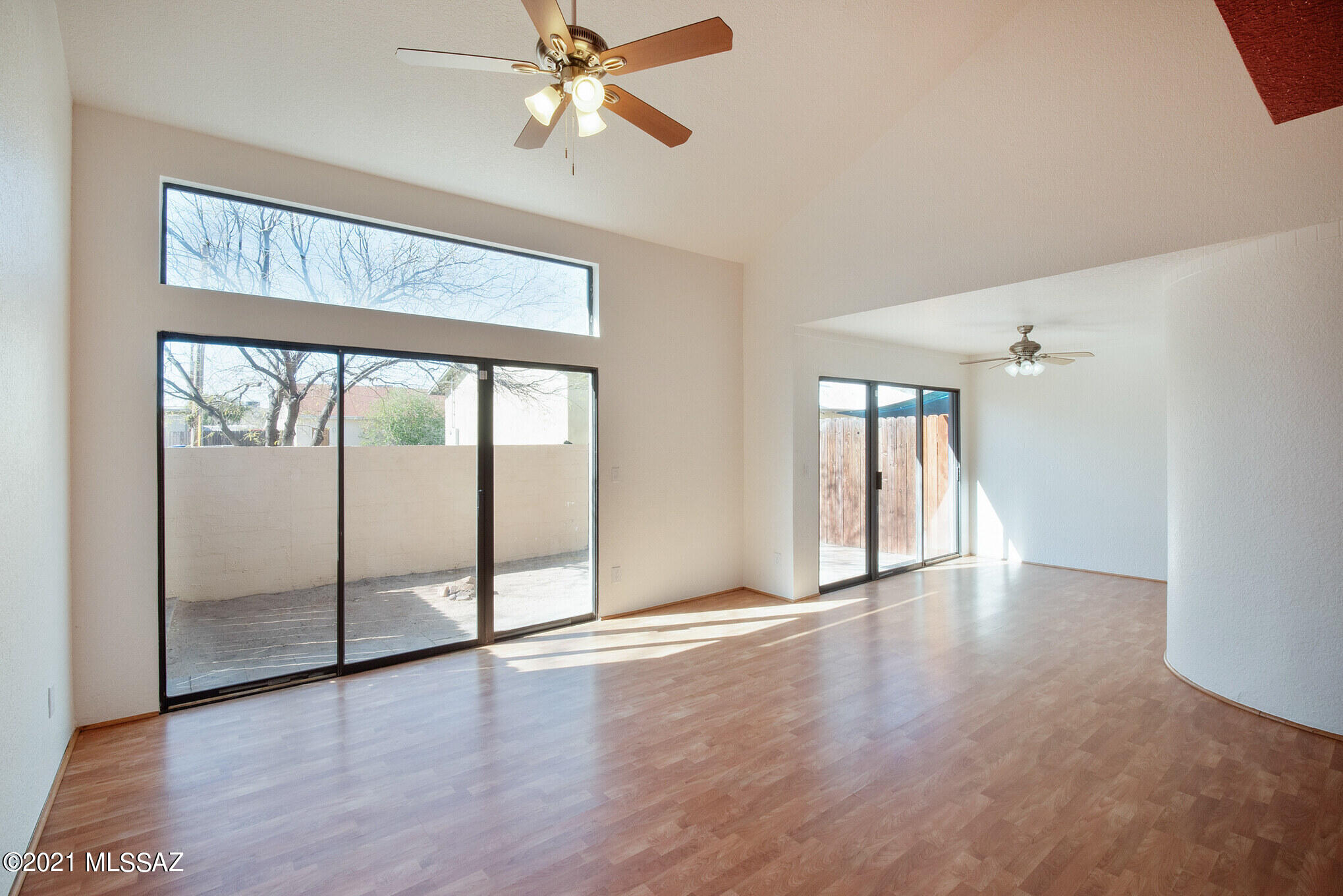 222 East Pastime Road Tucson, AZ 85705 - Photo 3 of 27