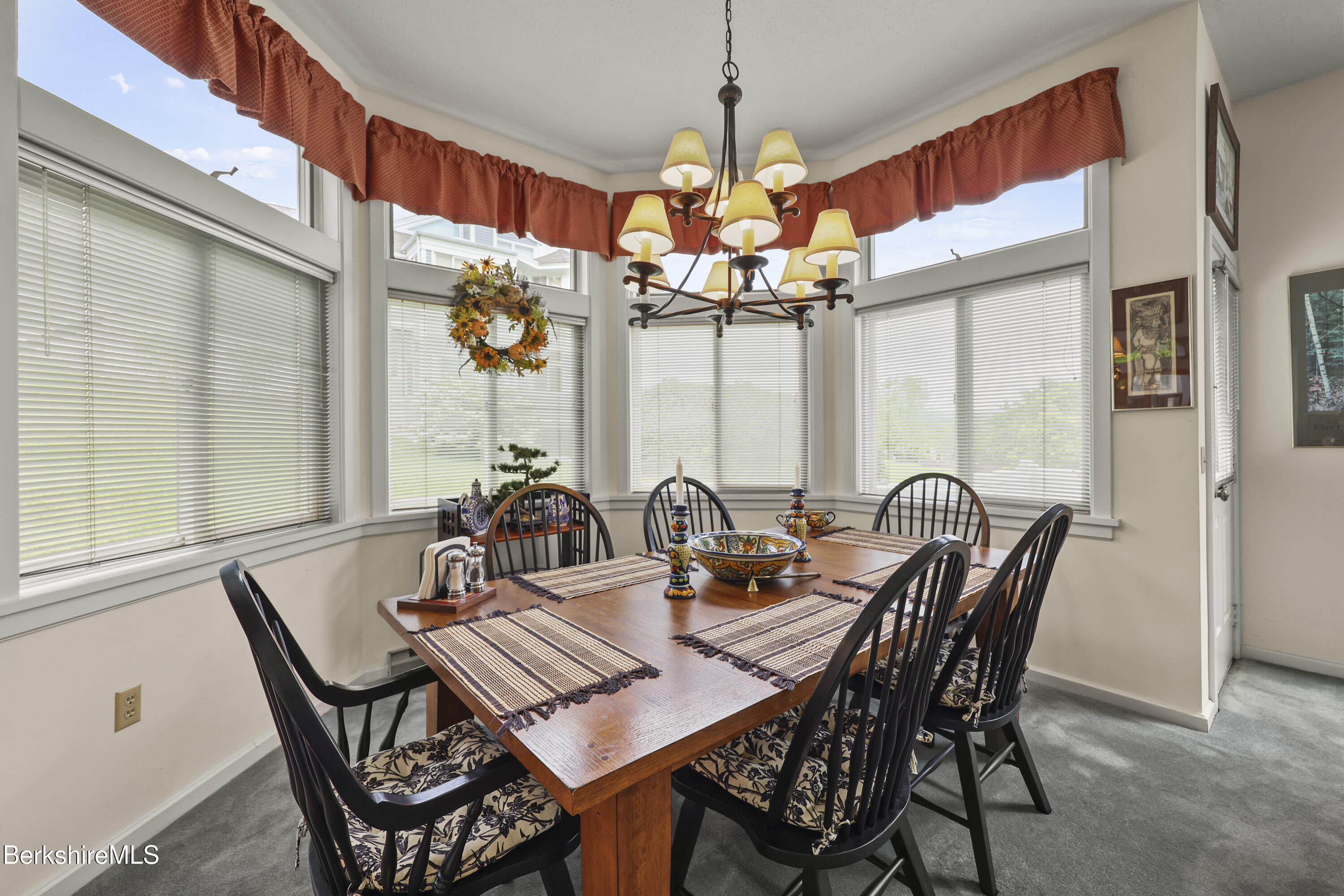 770 Summer Street, Unit 3A Lee, MA 01240 - Photo 12 of 43 dining