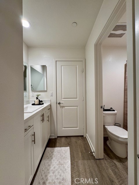 30411 Ridgecrest Road Winchester, CA 92596 - Photo 33 of 46 a bathroom with a sink a toilet and shower