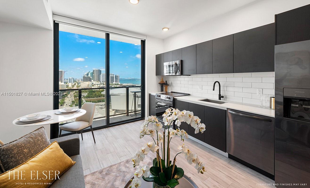 398 Northeast 5th Street, Unit 2804 Miami, FL 33132 - Photo 6 of 14