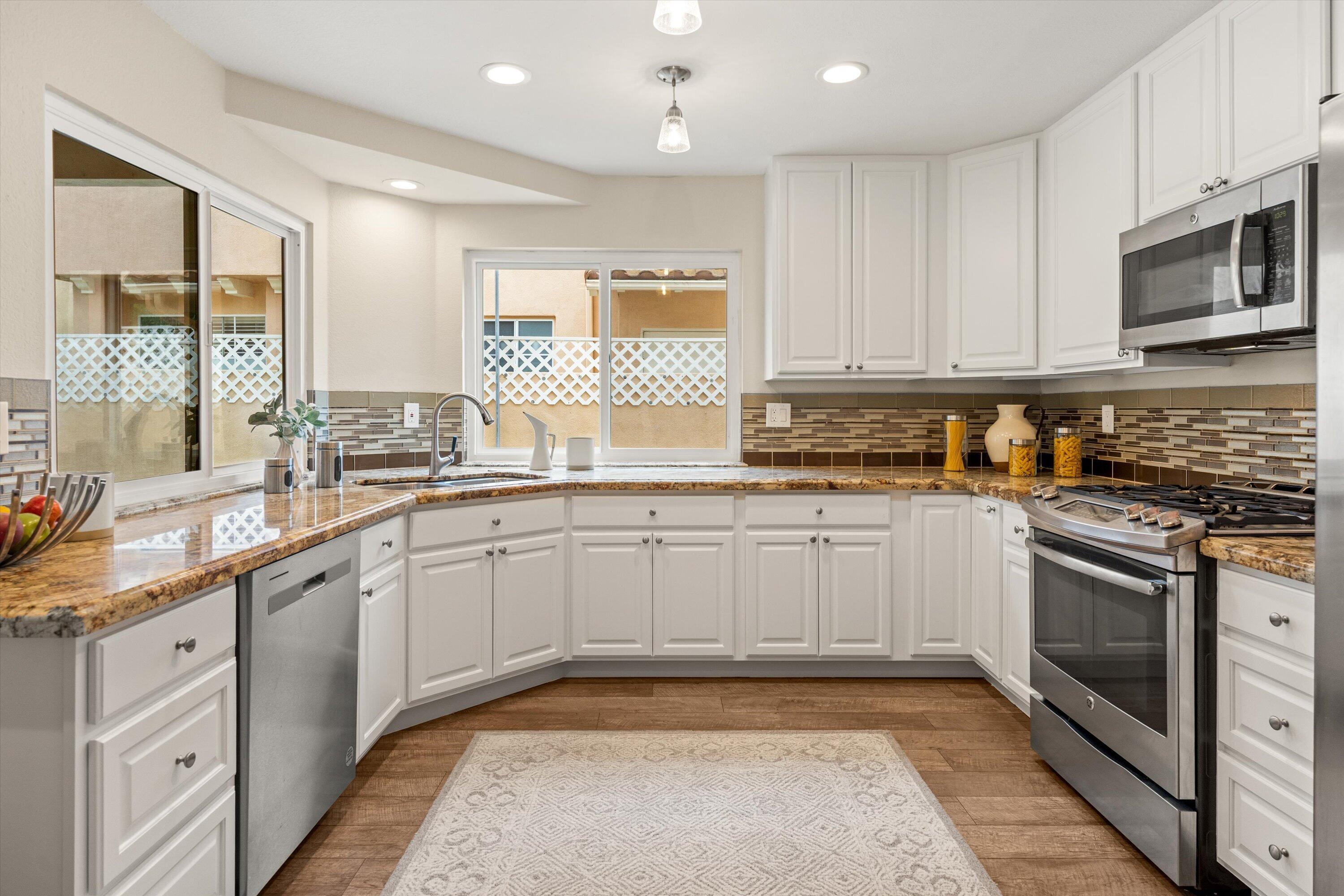 7134 Phelps Road Goleta, CA 93117 - Photo 11 of 55 Kitchen