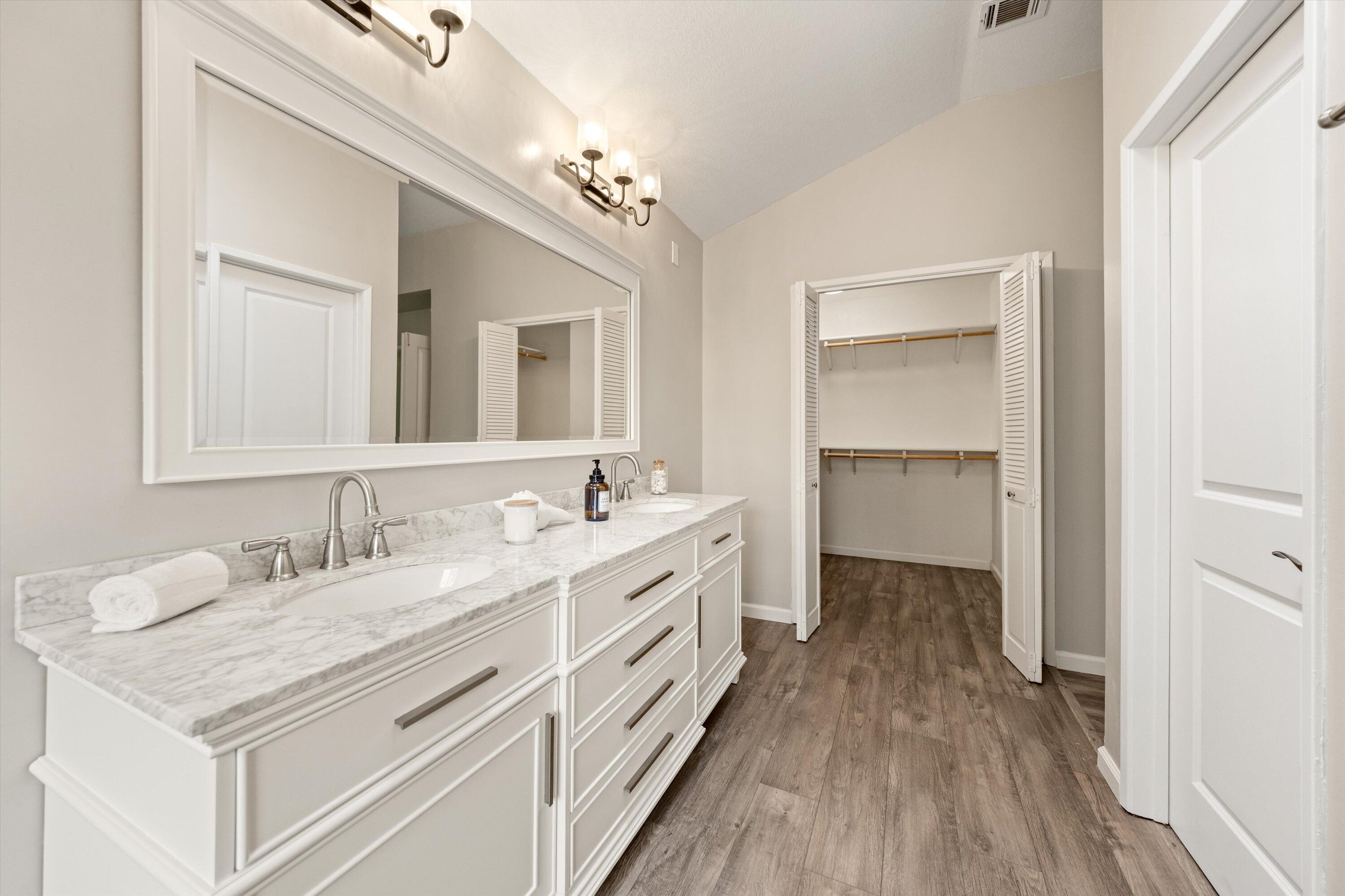 7134 Phelps Road Goleta, CA 93117 - Photo 32 of 55 Primary Bedroom